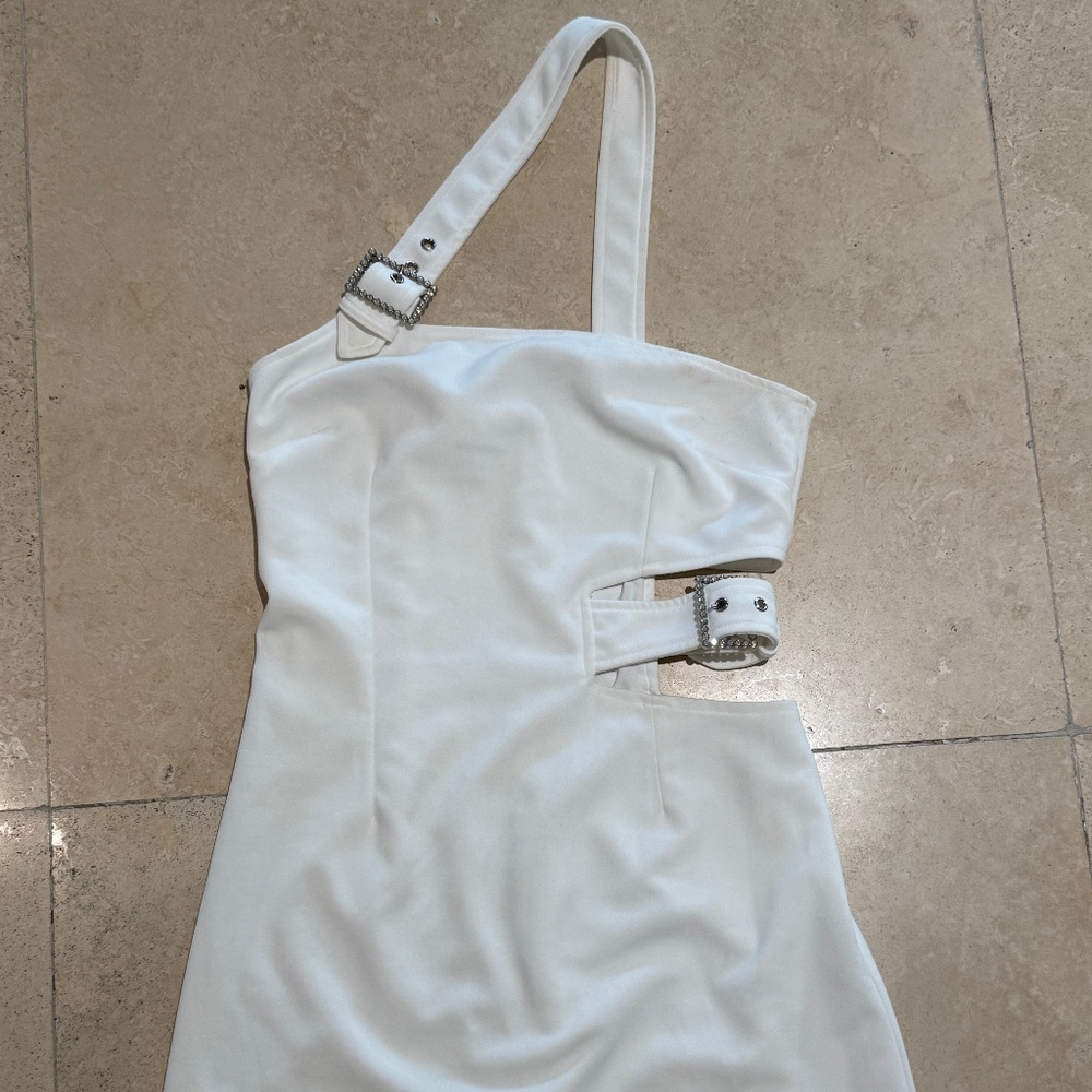 One-Shoulder Dress with Diamond Belt